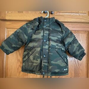 GAP Kids/ BabyGAP Green Camouflage Puffer Winter Jacket 18-24 Months
